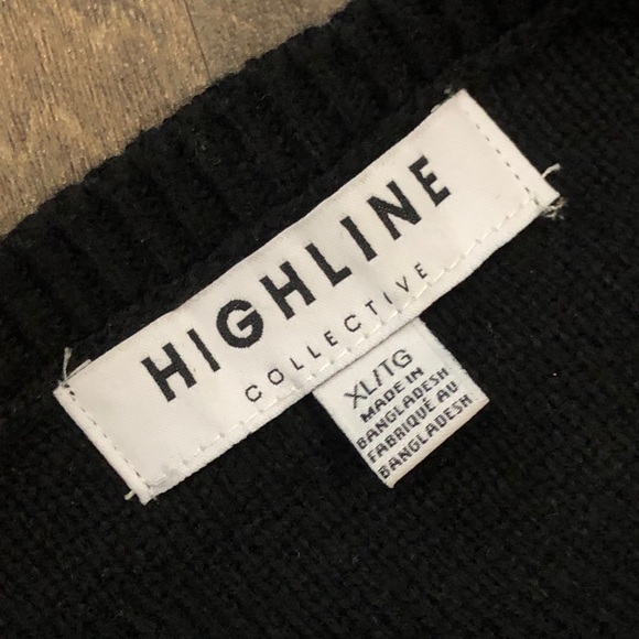 Sweater❗️SOLD❗️ - Picture 4 of 5